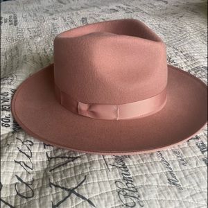 NWT GIGI PIP Hat duster pink M/L